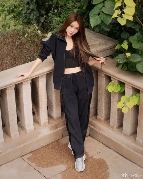 45岁长这样,不合理少女感薛凯琪许路儿新浪时尚新浪网