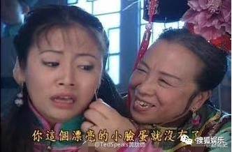 尔康紫薇舌吻问题还没完,尔泰又被曝用针扎了容嬷嬷还珠剧组最近水逆么