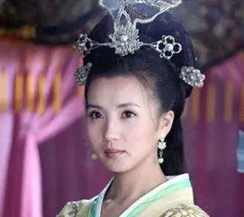 此女嫁给银匠为妻,40岁时被丈夫卖掉,后来成为权倾朝野的皇后