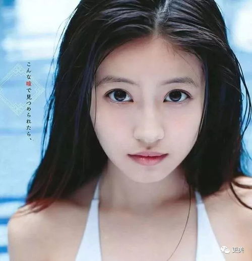 32岁赵丽颖换上18岁少女必备齐刘海,却被吐槽老的像40岁是为啥
