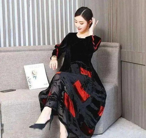 四五十岁的女人,大衣羽绒服内搭别乱穿,试试这7种搭配减龄耐看