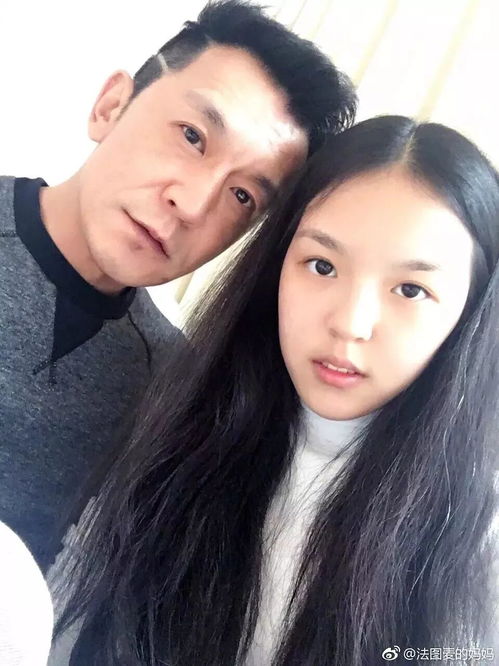 50岁用的微信头像姑娘