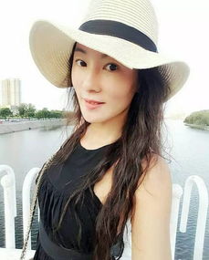 不是红颜易老,而是流汗太少她把50岁过成了18岁