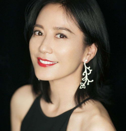 娱乐圈4位零绯闻女星出道十年磨练演技,如今才火绝不只靠背景