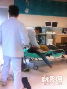 江杨南路一中年女子小区7楼坠亡坠楼原因不明
