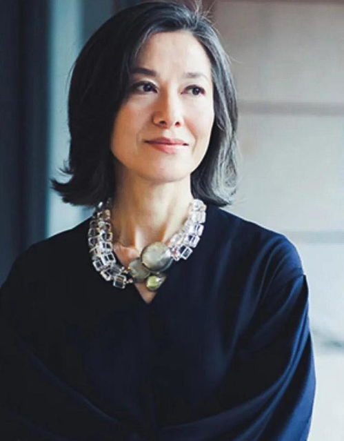 不建议中国大妈留这4种发型,以为洋气,实际油腻土气,显老10岁