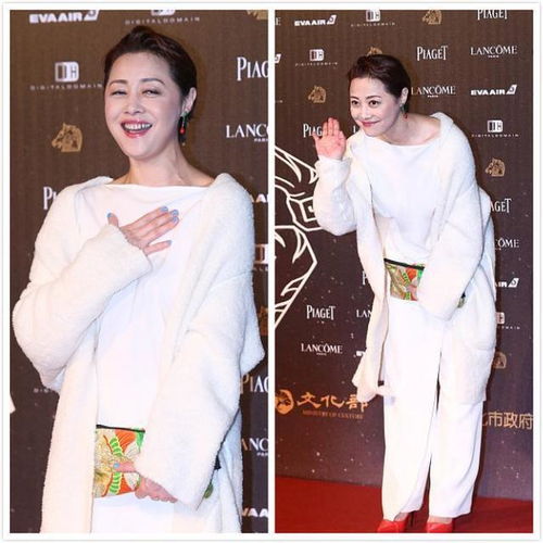 刘蓓真的是越长越美了,穿一身雪白看着太高端,50多岁也美的迷人