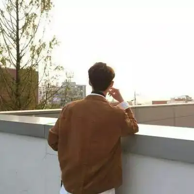男生背影头像丨做一个最单纯的人,走一段最幸福的路生活