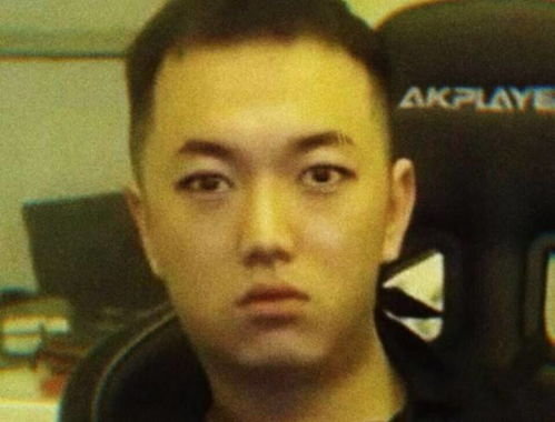 英雄联盟药水哥再创辉煌,憨憨表情包上线,斗图谁怕谁