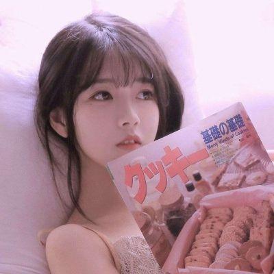 50岁女人淡雅气质头像扣发
