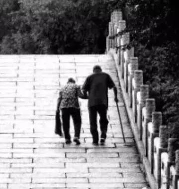 老人图片微信头像男士一个男人