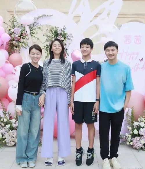 田亮带一双儿女去剑桥参观,16岁森碟打俩耳钉好酷,多次拒绝合影