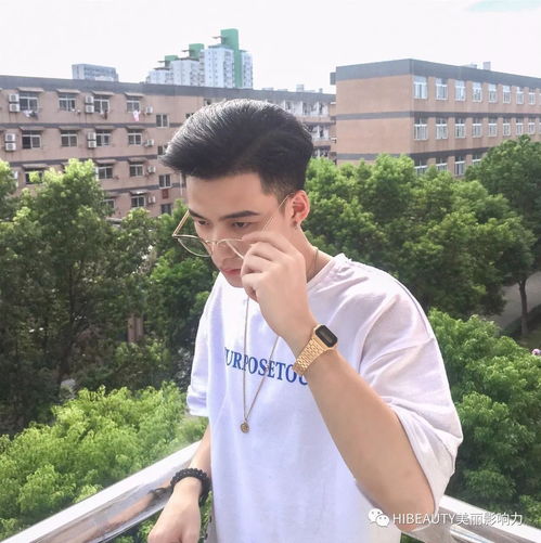 头像男成熟稳重中年大叔图片廖凡