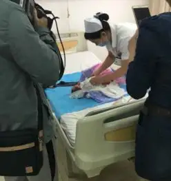 00后也生孩子了16岁打工女孩产下4斤女婴