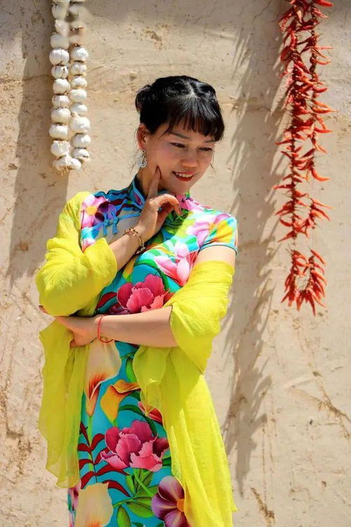 五月母亲节,几十名老年模特来到景区,展示自我,自信美丽