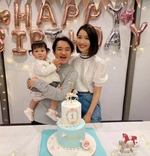 有种遗传叫王祖蓝女儿,鼻子太有特点,完美复制粘贴老爸颜值
