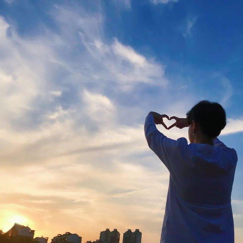 为什么很多男生喜欢女朋友素颜