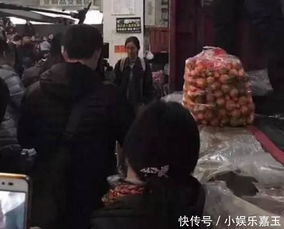 江一燕衣服吸人眼球表情也忍俊不禁,而差点没认出来这样的杨幂