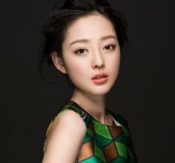 她因丑女无敌走红,26岁患病去世,如今无一人悼念
