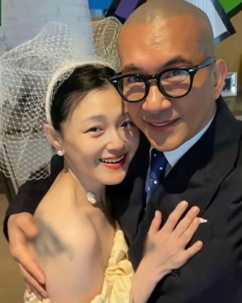 s妈更换哭泣者头像,白发人送黑发人的丧女之痛