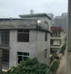 上吊寻死,涵江的这个男人竟然上了楼顶