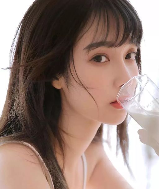 女人到了中年,过的好不好,其实看她身上这两个地方就知道了