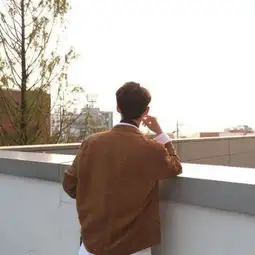 男生能吸引妹子的头像成熟稳重型魅力男生