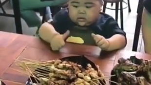 终于知道为什么打蛋玩石头剪刀布一直输了输了还耍赖太可爱了