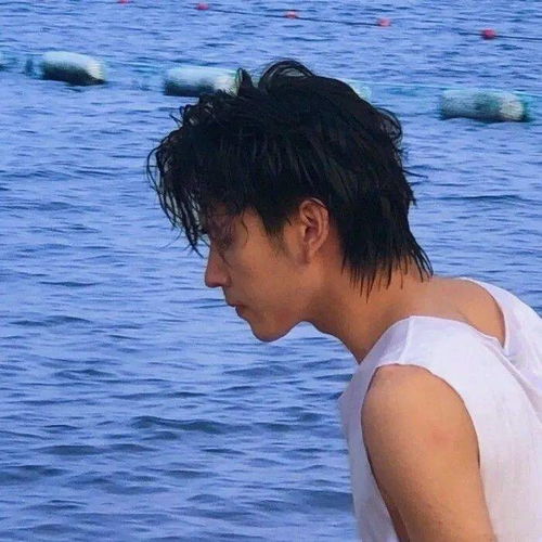 30岁成熟男人头像干净外婆