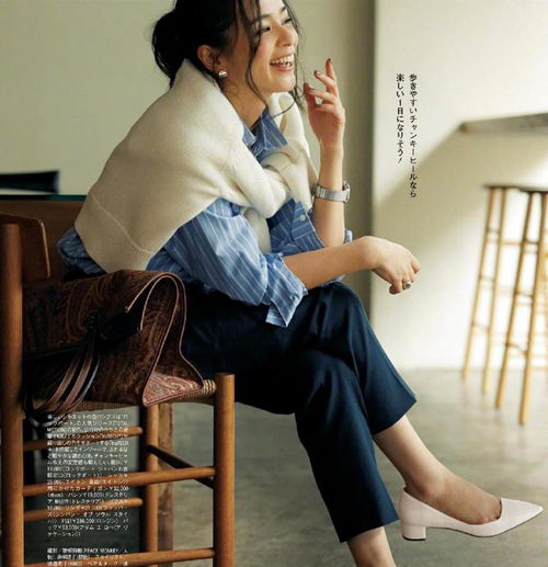 女人40岁后,穿衬衫显气质又能提升高级感,不掉等次又赚回头率