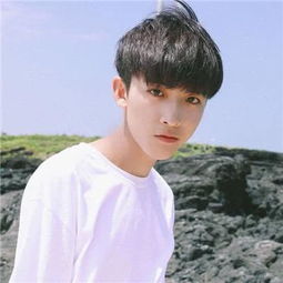 70后男士专用头像侧身男生