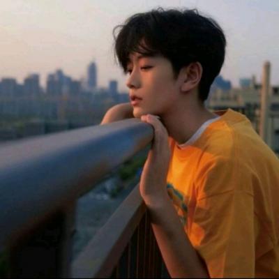 老头头像图片真人高清阳光少年