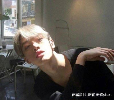 男生头像男生头像成熟稳重,时光流逝回忆太多第243期