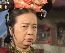 容嬷嬷李明启因演技精湛形象深入人心,戏外买菜坐车都被拒