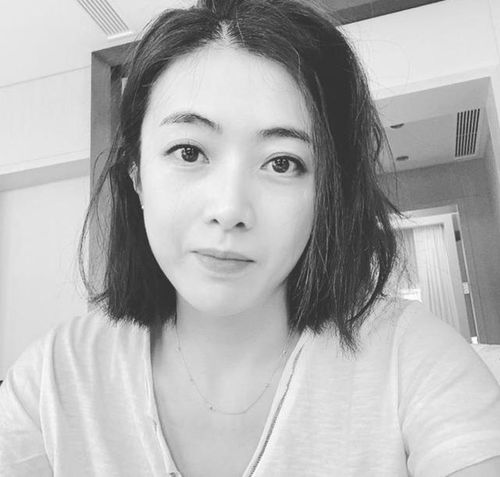 40岁的甘比活成女人最美的样子,从死鱼眼假小子,到富豪手中宝
