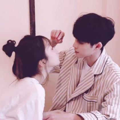 妈妈发现不了的情侣头像霍女士