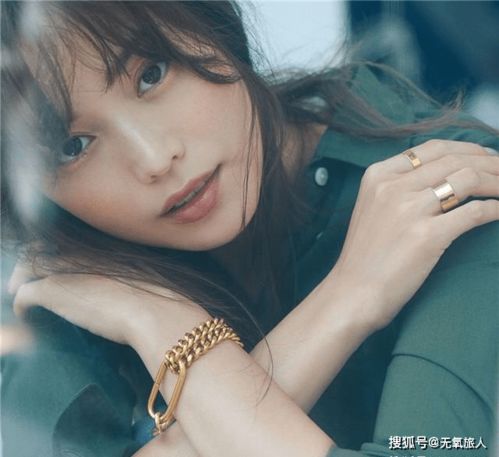 上岁数的女人少戴这3种饰品,显廉还被人说装嫩