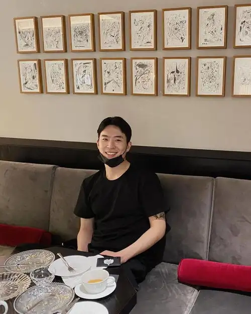 新男友年下10岁,她就是韩国萧亚轩吧
