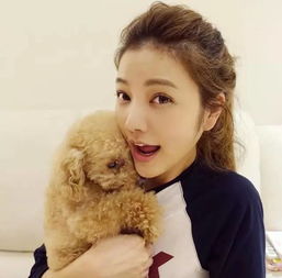 你没看错她40多岁宛如20岁少女,美的逆天