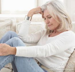 女性更年期年龄