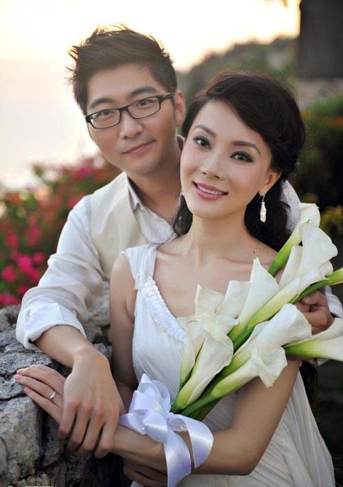43岁的陈数凭气场上热搜人到中年,越来越美的女人,只有一种